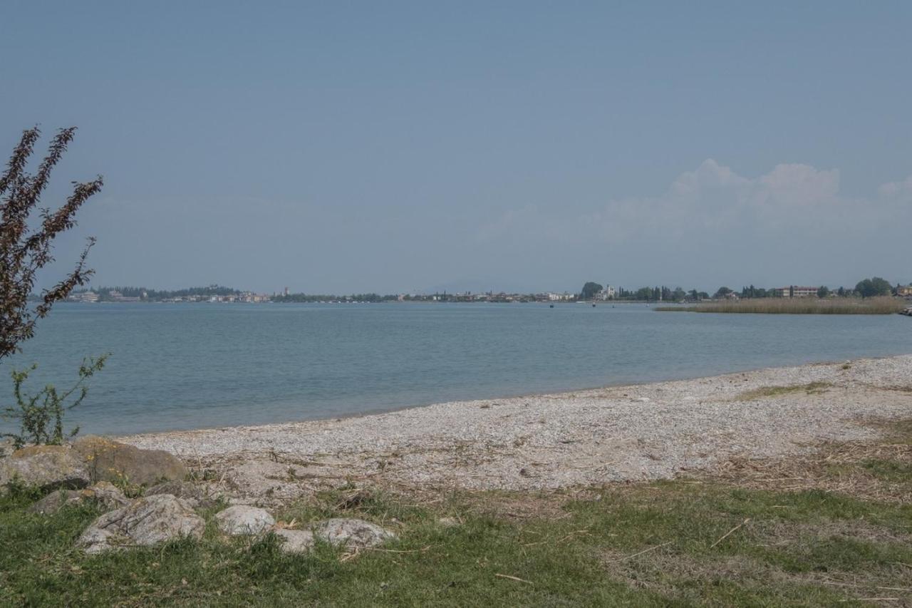 Villetta Daniela - A Due Passi Dalla Spiaggia Sirmione Extérieur photo