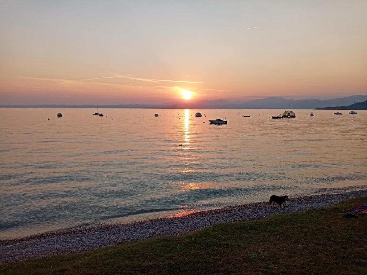 Villetta Daniela - A Due Passi Dalla Spiaggia Sirmione Extérieur photo